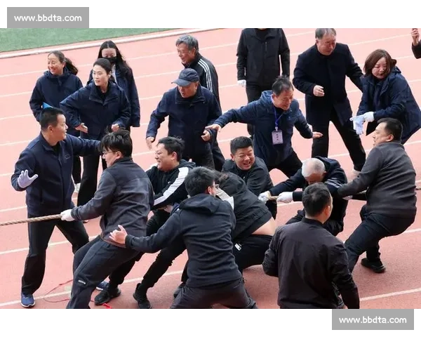 锻炼意志与团队协作 弘扬体育精神的新时代风采